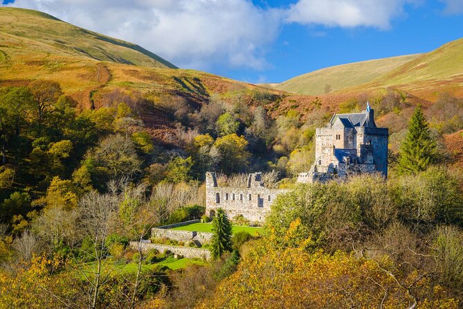 Private Tour of Scottish Highlands, Loch Lomond and castles - The Kelpies and The Helix at night: Scottish folk law meets steel sculptures