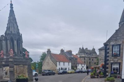 Private Travel to Outlander Filming Locations Across Scotland - Midhope Castle (Lallybroch): driveway-walk photos and 30 minutes with admission included