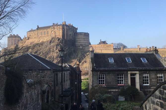 Private Walk: Edinburgh Old Town and New Town - The New Town shift: Georgian planning you can feel while walking