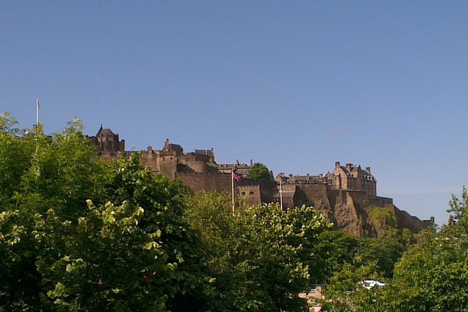 Private Walk: Edinburgh Old Town and New Town - Price and value: $319.14 per group up to 8