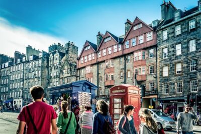 Private Walking Tour: Edinburgh Highlights, including entry to Edinburgh Castle - Price and what you’re really paying for