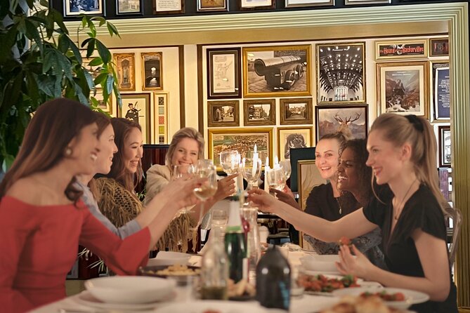 Private Whisky Tasting, Scottish Food & Wine Pairing Tour - A short walk through Princes Street Gardens to a locally grown pairing