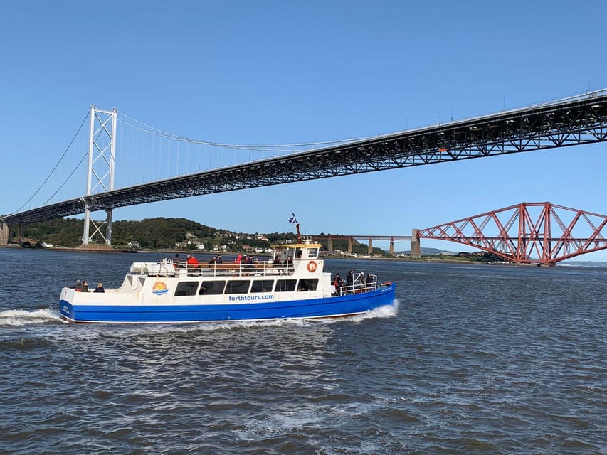 Queensferry: Firth of Forth Blackness Castle Cruise - A photo stop in Fife: short, scenic, useful