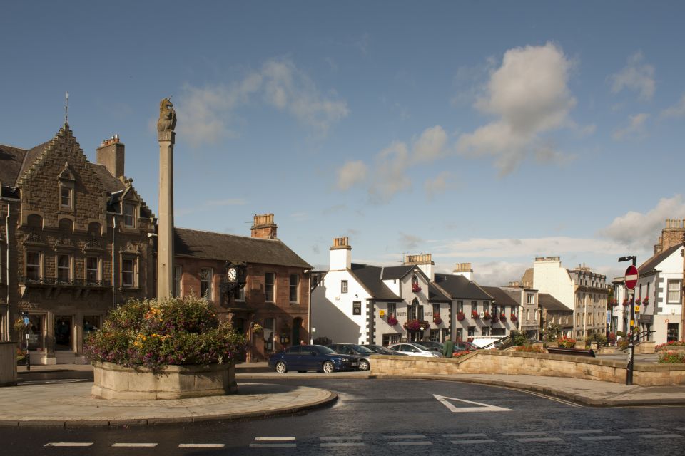 Rosslyn Chapel & Scottish Borders Tour from Edinburgh - Scott’s View and the Wallace Statue: Short Stops That Land Well