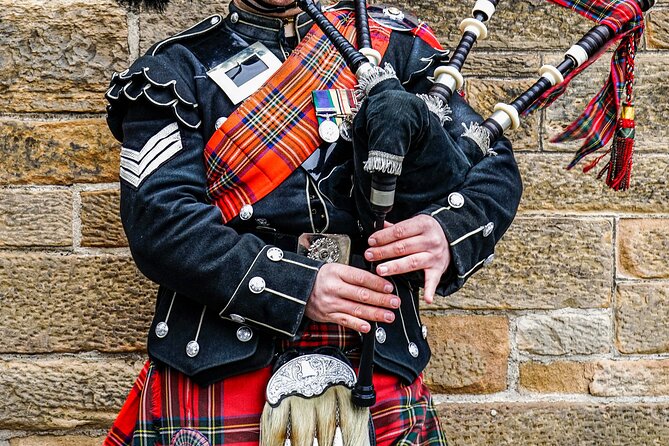 Royal Mile, Edinburgh Walking Tour with Audioguide - Price and what you really get for $7.14
