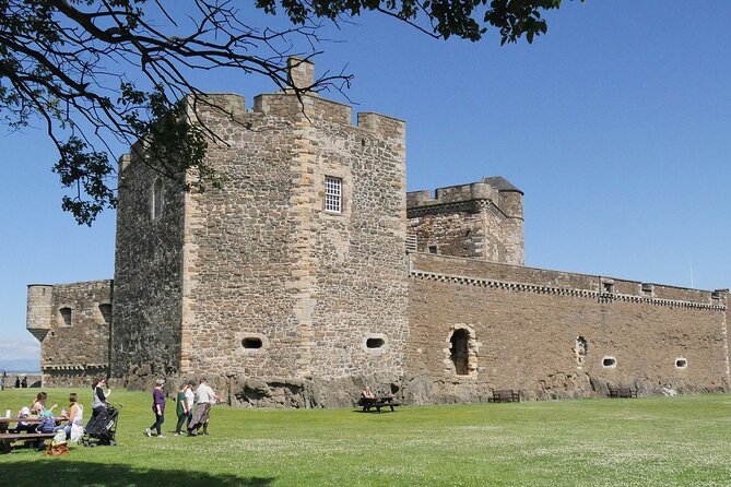 Scottish castles tour - private four castles tour from Edinburgh - Driver/guide reality check: great value when they explain, not just drive