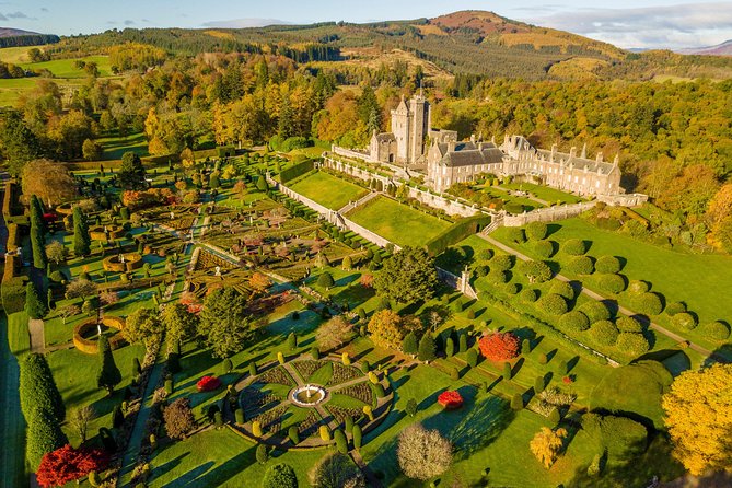 Scottish Castles & Whisky Tour - Drummond Castle Gardens: Outlander Views and Proper Garden Geometry