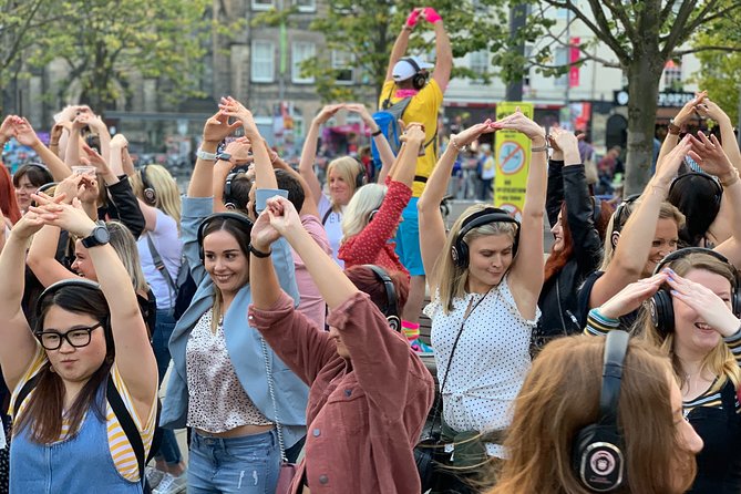 Silent Disco Adventure Tour - A one-hour silent disco route through Edinburgh highlights