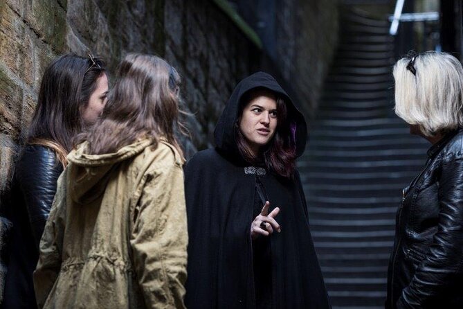 Small Group Ghost Tour incl. Underground Vaults & free drink in Megget's Cellar - Price and what you actually get for $43.44