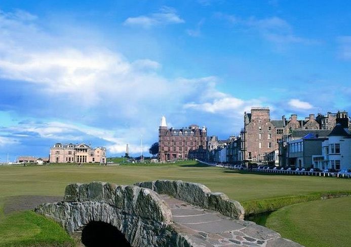 St Andrews and Falkland Palace Tour from Edinburgh - Departing Edinburgh and Chasing the Forth Bridge Photo Stop