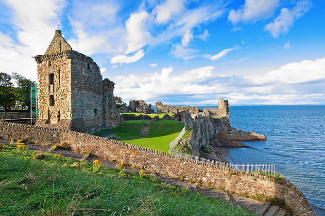 St Andrews & Cliffs and Dunnottar Castle in Spanish. - South Queensferry: the 15-minute stop that feels like a postcard