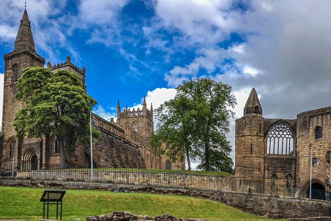 St Andrews, Fife Coast Walk & Historic Abbey Tour from Edinburgh - Dunfermline Abbey and Palace: Kings, Queens, and an Hour You Can Feel