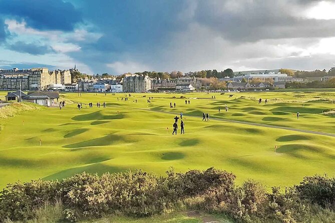 St. Andrews & The Old Course Private Day Tour from Edinburgh - The Jigger Inn: the 19th hole lunch stop that feels like a movie set