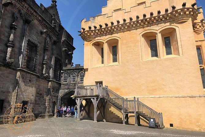 Stirling Castle and Loch Lomond Full-Day Private Tour in a Premium Minivan - The David Stirling Memorial: A 15-Minute WWII Break
