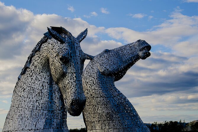 Stirling Castle, Kelpies and Loch Lomond from Edinburgh - Balloch on Loch Lomond: where you choose cruise or stroll