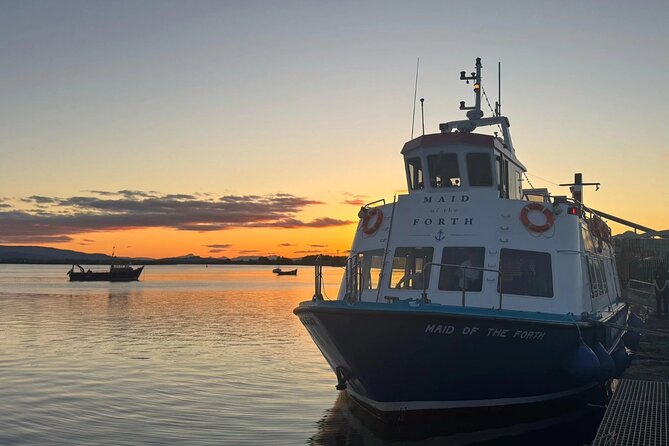 Stunning 90-Minute Firth of Forth Sightseeing Cruise Adventure - Inchcolm Island Landing Pass: Abbey Views You Can Add (If the Sailing Allows)