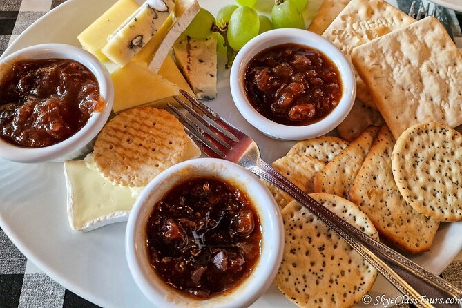 Tailored Premium Edinburgh Food Tour with Highest Quality Dishes - Scott Monument to New Town: Views or Tastings on the 250-Year Shift