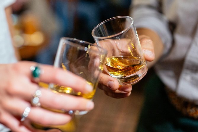 The 10 Tastings of Edinburgh With Locals: Private Food Tour - The Route Between Stops: City Highlights That Make the Tastes Make Sense