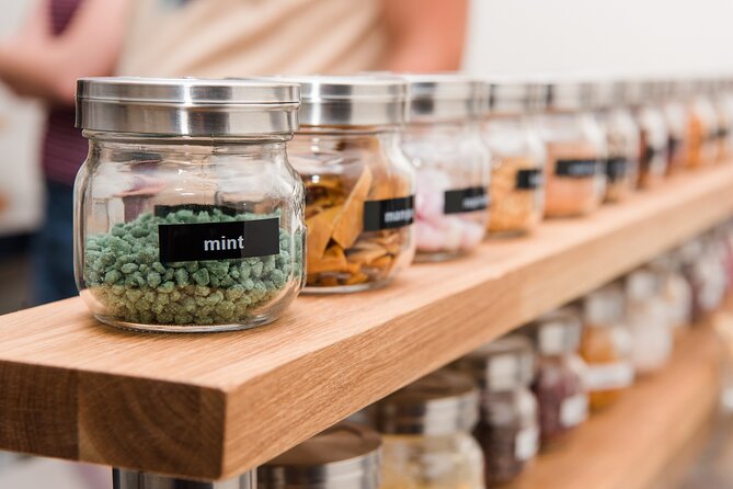 The Chocolatarium Chocolate Tour Experience in Edinburgh - Make your own bar: a souvenir you’ll actually use