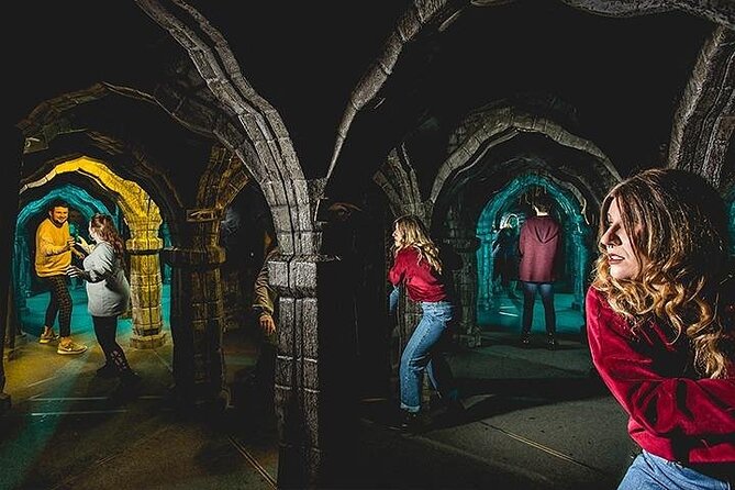 The Edinburgh Dungeon Entrance Ticket - Entering the Edinburgh Dungeon: what starts the show