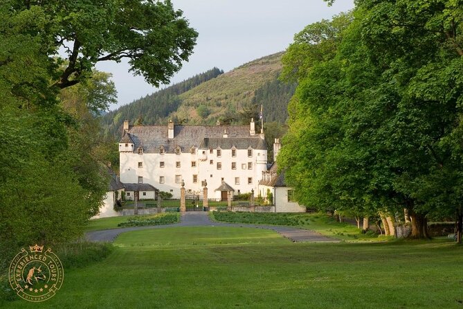 The Scottish Borders Full-Day Private Tour in a Luxury Minivan with Local Guide - Rosslyn Chapel: Dan Brown’s link, plus William Sinclair and 45 minutes of wow
