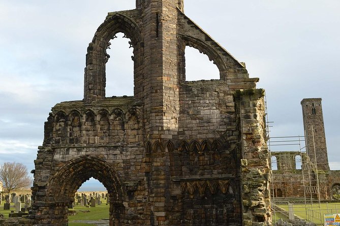 Tour of St Andrews and Historic Fife Small Group Tour - Price Reality: How $746.72 Works for Up to Four