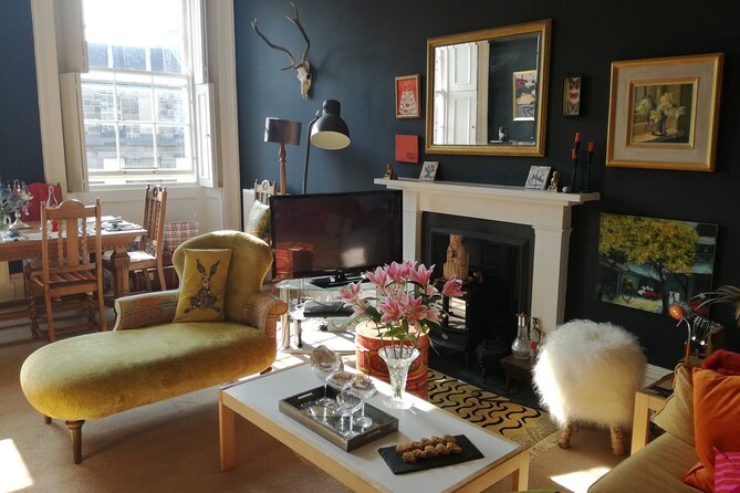 Traditional Scottish Cooking Class & Dinner with Edinburgh Local - Haggis dinner in Nell’s sitting room: meat or vegetarian + whisky toast