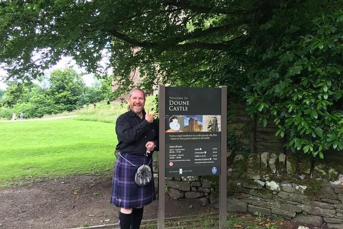 Ultimate Outlander Day Tour - Midhope Castle (Lallybroch): the stop Outlander fans plan around