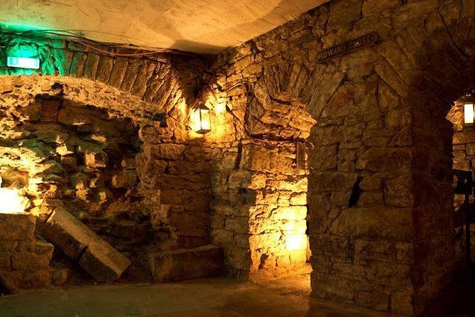 Underground City of the Dead Tour - Down the Steps into Damnation Alley: South Bridge Vaults, Unsealed History